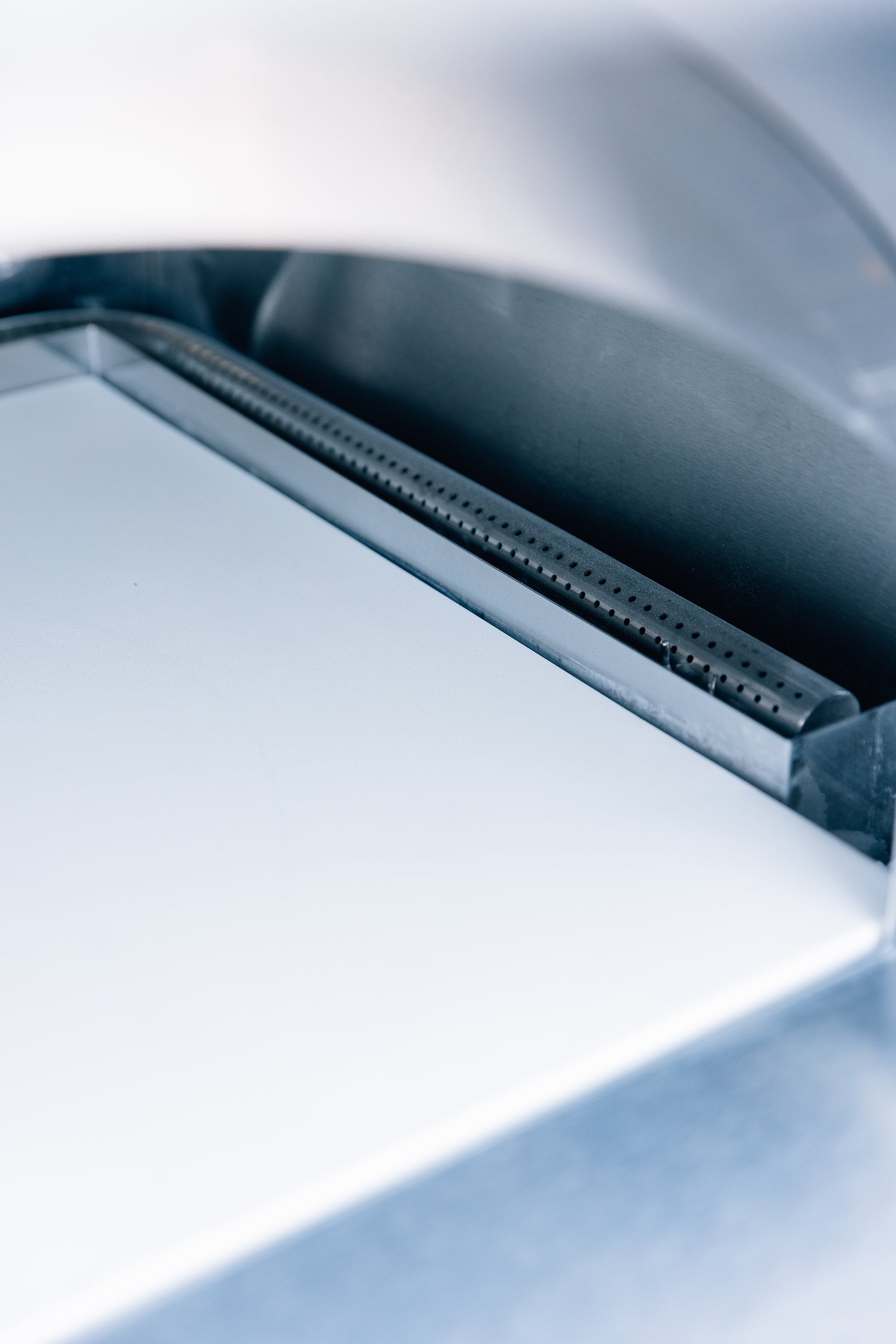 Summerset OV-HYB Hybrid Gas & Wood Pizza Oven