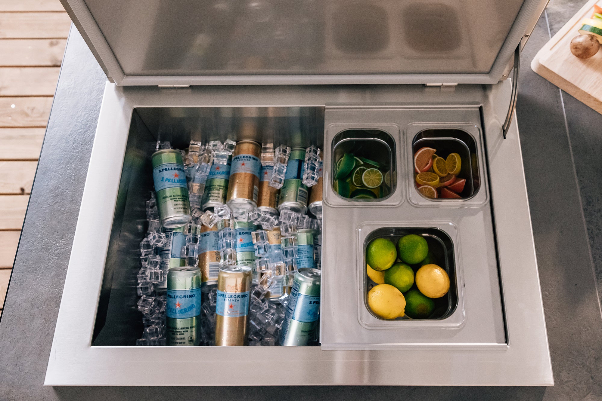 Summerset 28" x 21" Drop-In Ice Chest – Built-In Outdoor Beverage Cooler