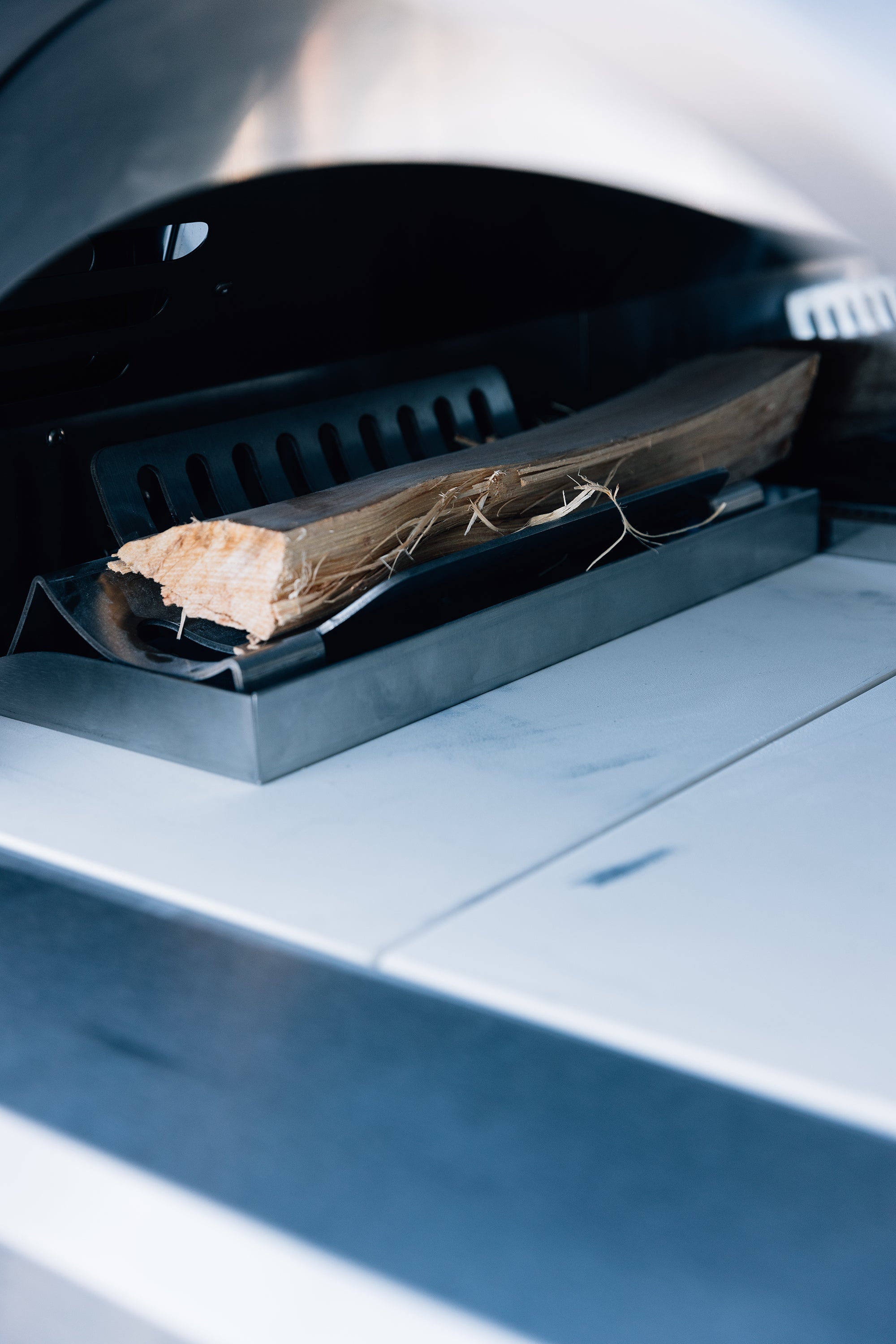 Summerset OV-HYB Hybrid Gas & Wood Pizza Oven